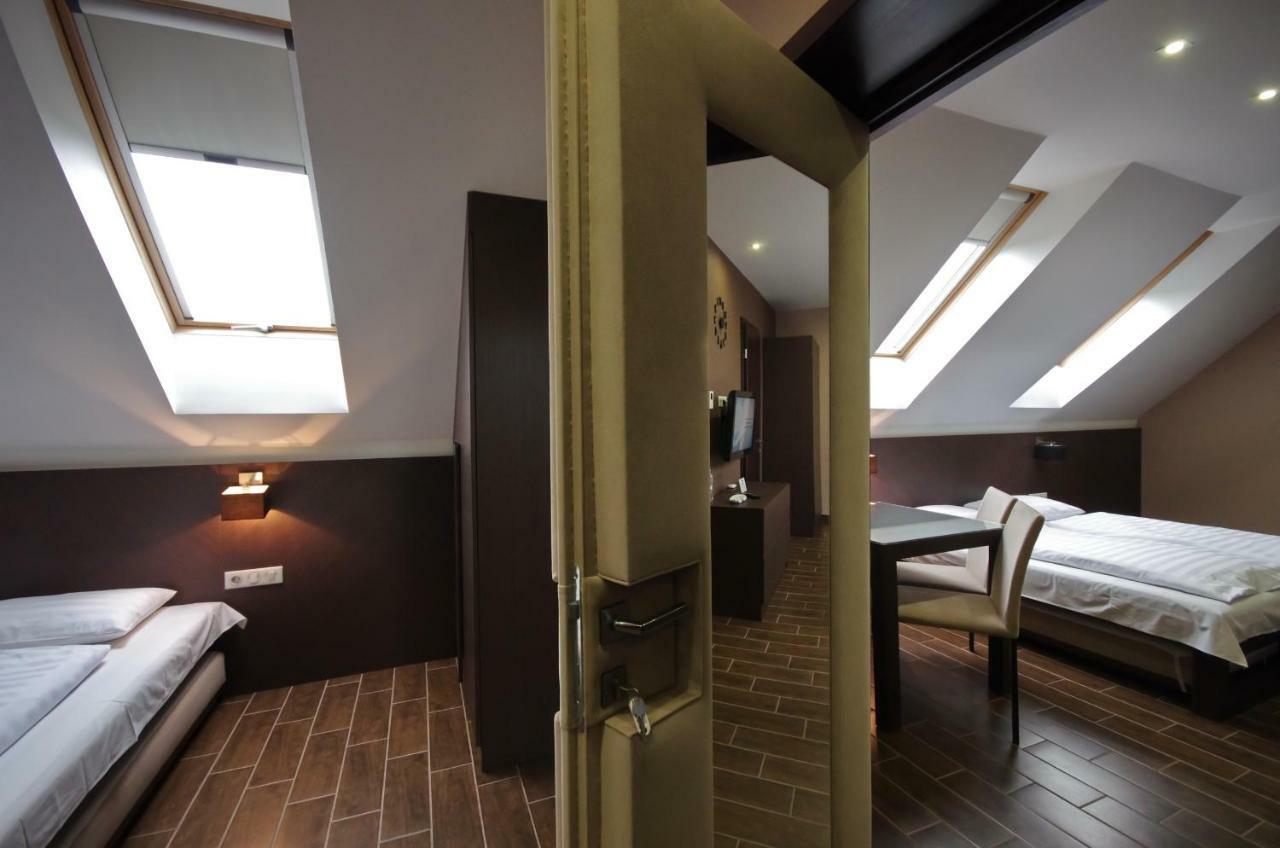 Royal Residence Apartments Gyula Extérieur photo