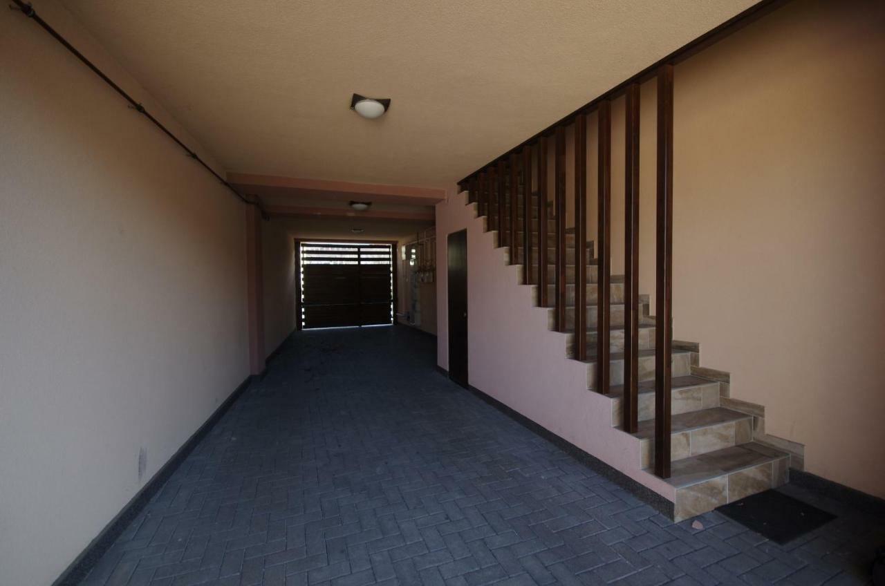 Royal Residence Apartments Gyula Extérieur photo