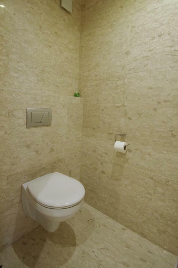 Royal Residence Apartments Gyula Extérieur photo